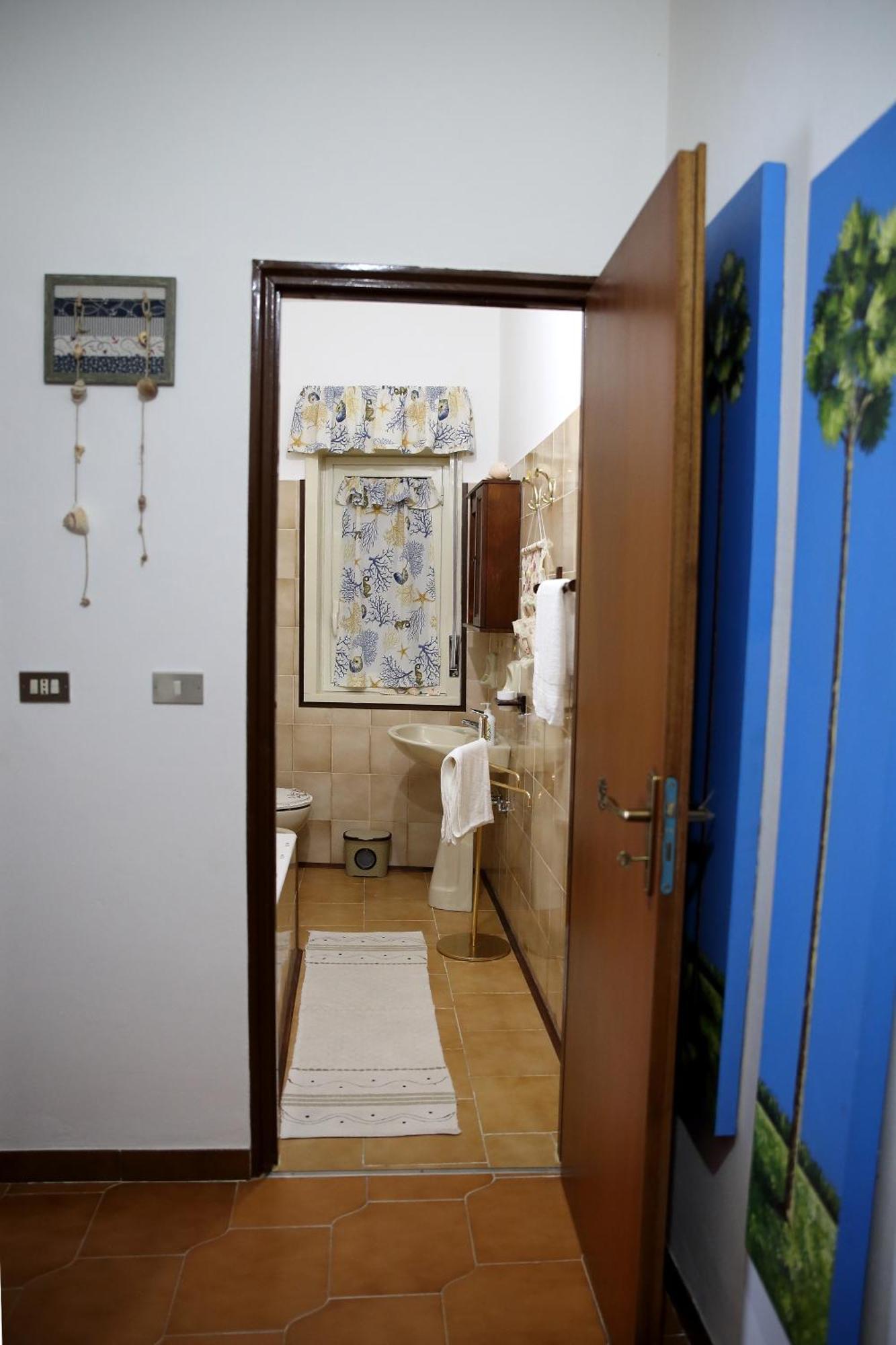 Villa Yellow House 리카타 객실 사진